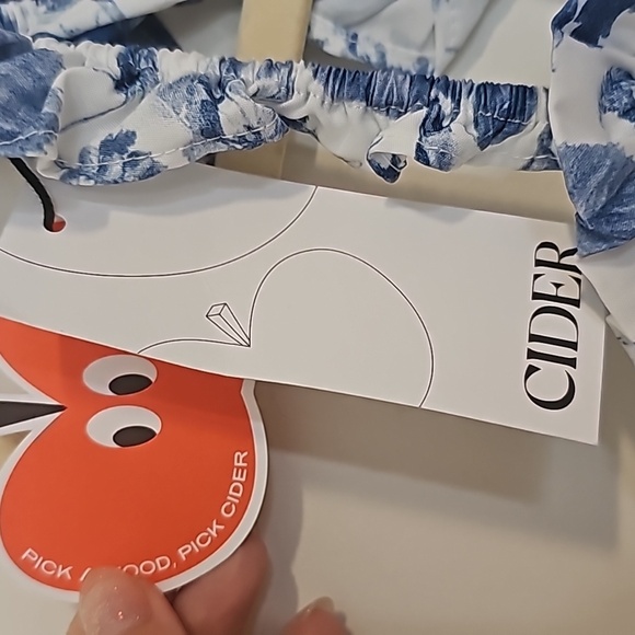 5/25 ❤️ Cider Curve Fruit Floral Sleeveless Smocked Back Side Ruched Sli… - Picture 5 of 6